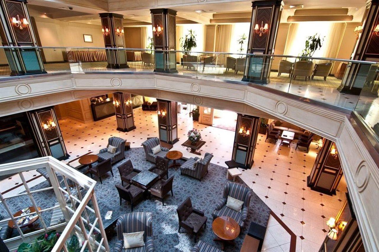 Grand Tien Shan Hotel Almaty Exterior foto